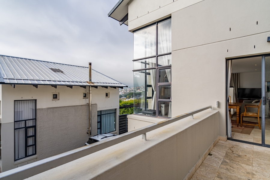 3 Bedroom Property for Sale in Oranjezicht Western Cape